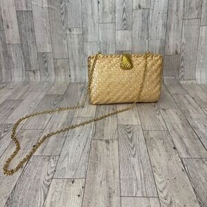 Vintage 90s Vanessa Woven Straw Handbag Clutch Purse Gold Tone Clasp Chain Strap